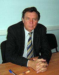 Руководитель епархиального Отдела поздравил профессора философского факультета с юбилеем