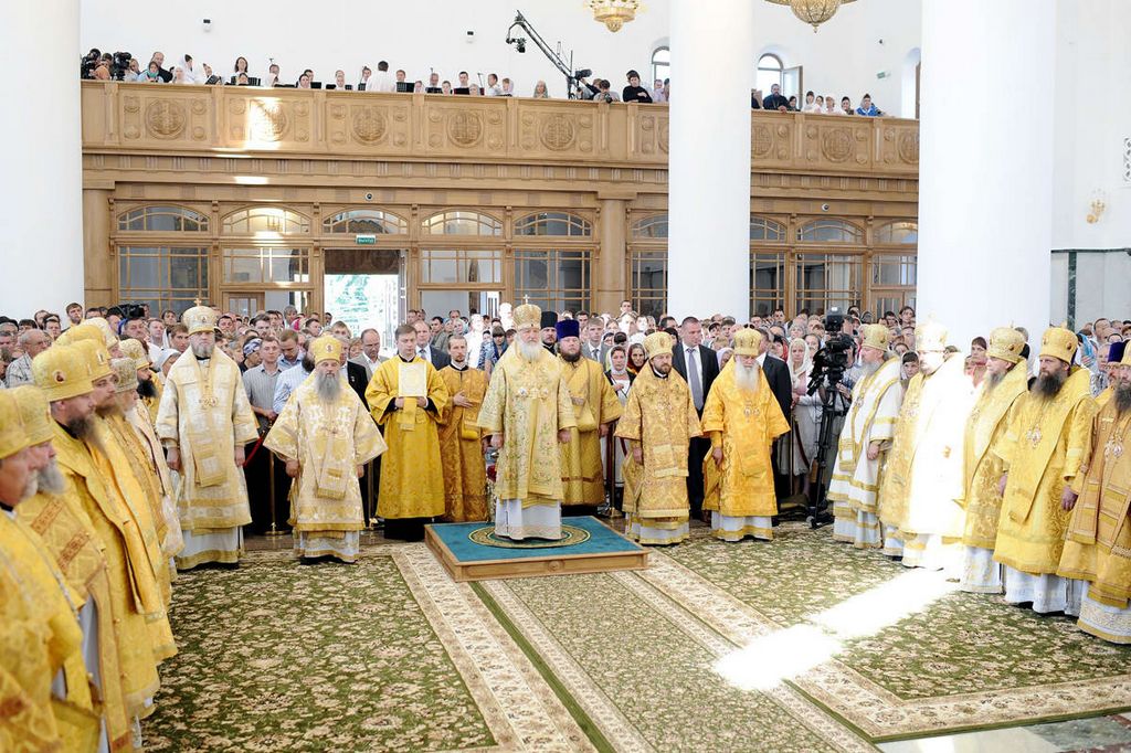 Предстоятель Русской Церкви совершил чин великого освящения Троицкого кафедрального собора в Брянске и возглавил хиротонию архимандрита Никона (Фомина) во епископа Шуйского и Тейковского