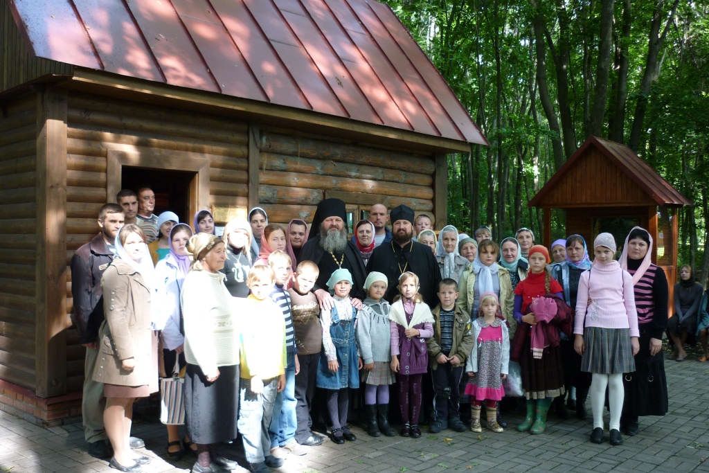 Паломническая поездка воспитанников воскресной школы в монастырь с. Ново-Макарово.