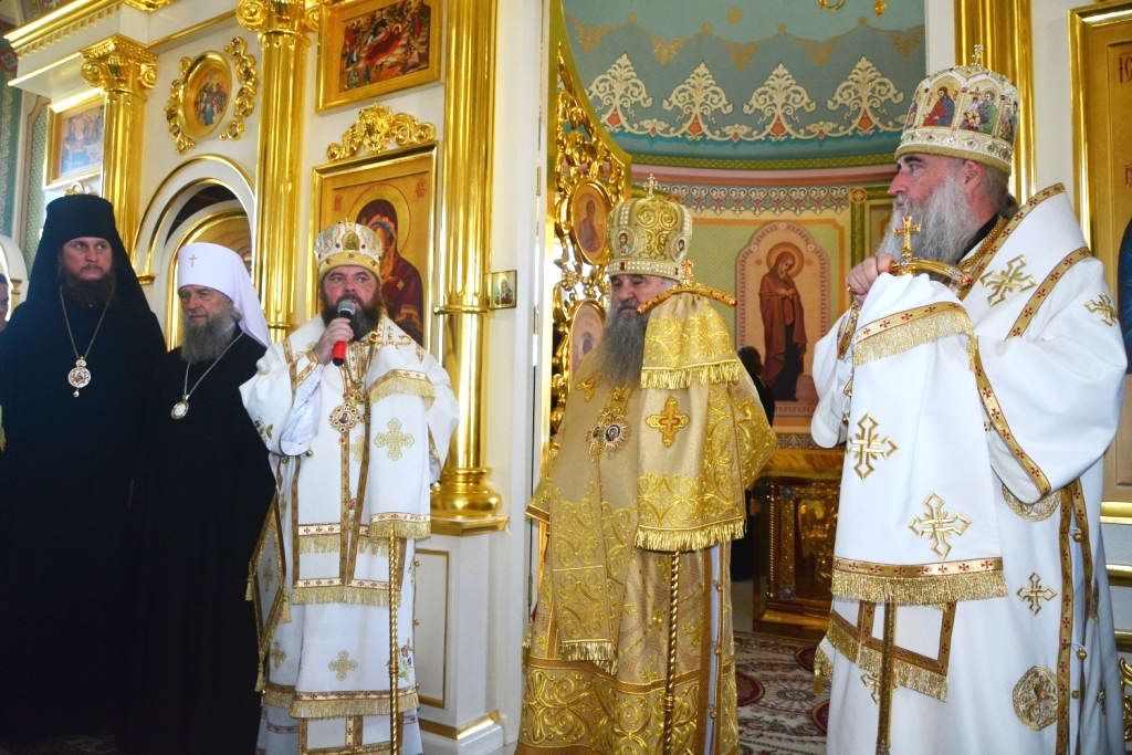 Епископ санкт петербургский