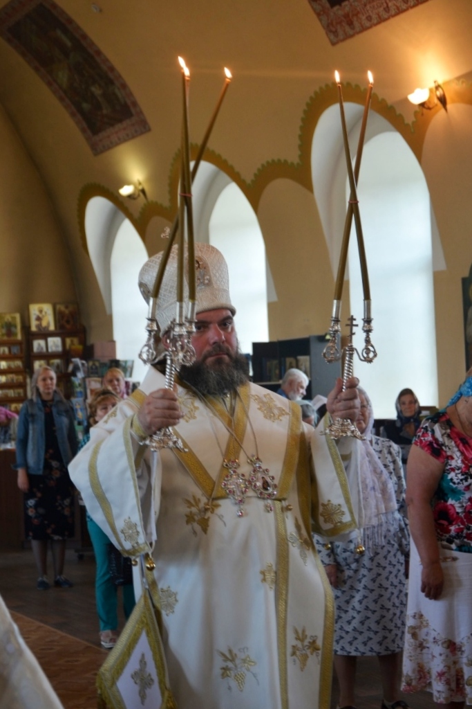 Божественная литургия в храме в честь Вознесения Господня г. Аркадака