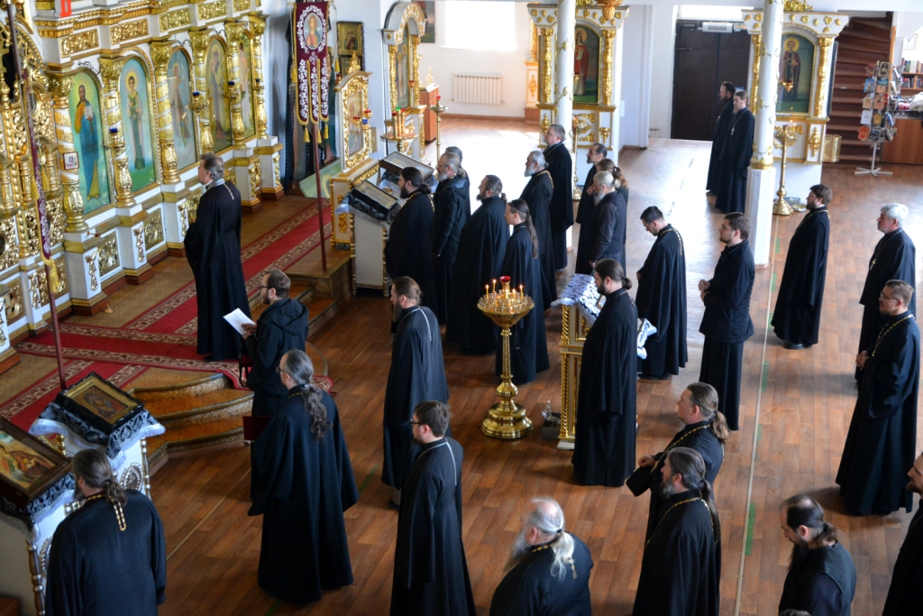 Как проходит общая исповедь. Исповедь Саратовская епархия. Монахи Балашовской епархии.