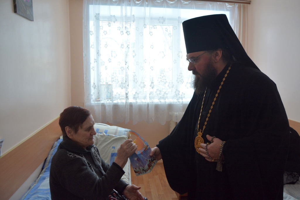 Епископ Балашовский и Ртищевский Тарасий посетил Дом-интернат для престарелых и инвалидов