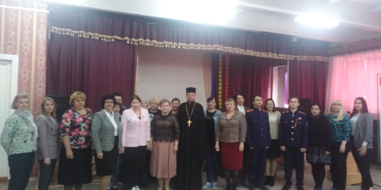 Священник принял участие в районном собрании учителей ОРКСЭ