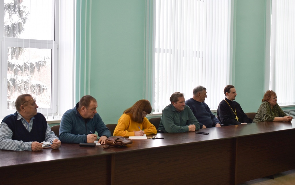 Благочинный Ртищевского округа принял участие во встрече с членами Общественной палаты Саратовской области