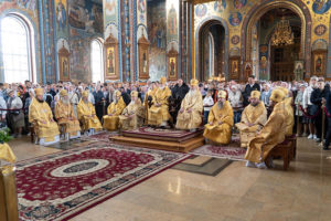 Божественная литургия в Благовещенском кафедральном соборе г. Воронежа