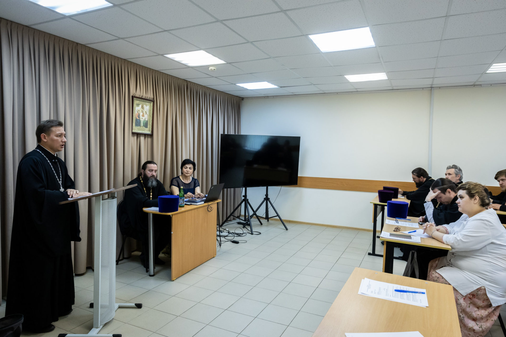 Представители Балашовской епархии приняли участие в семинаре по организации работы с алко-, нарко- и созависимыми в Покровске