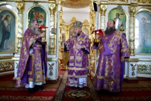 Великая вечерня в соединении с Божественной литургией в кафедральном соборе Архангела Михаила г. Балашова